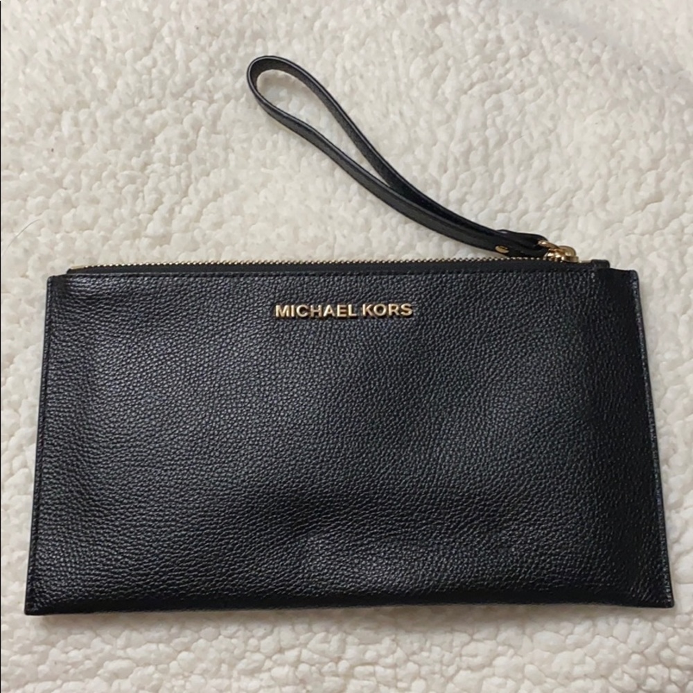 Michael Kors wristlet